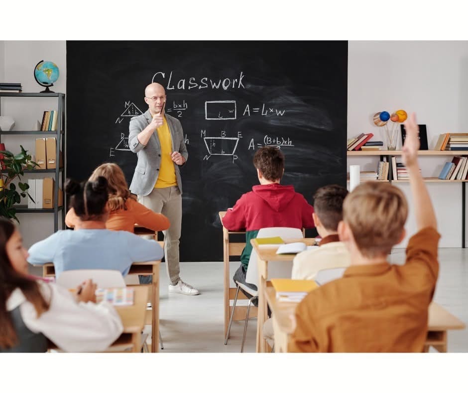 Eros Fluent English