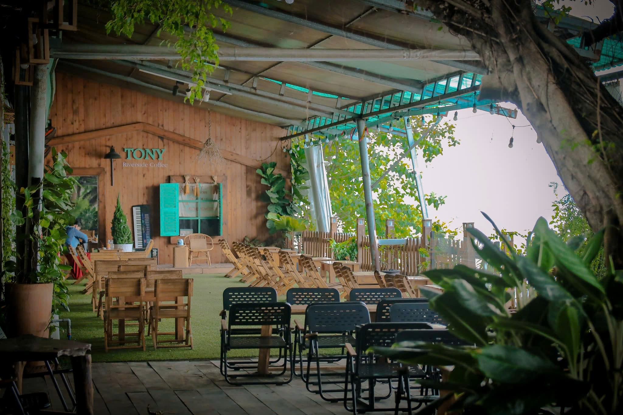 TONY RIVERSIDE COFFEE