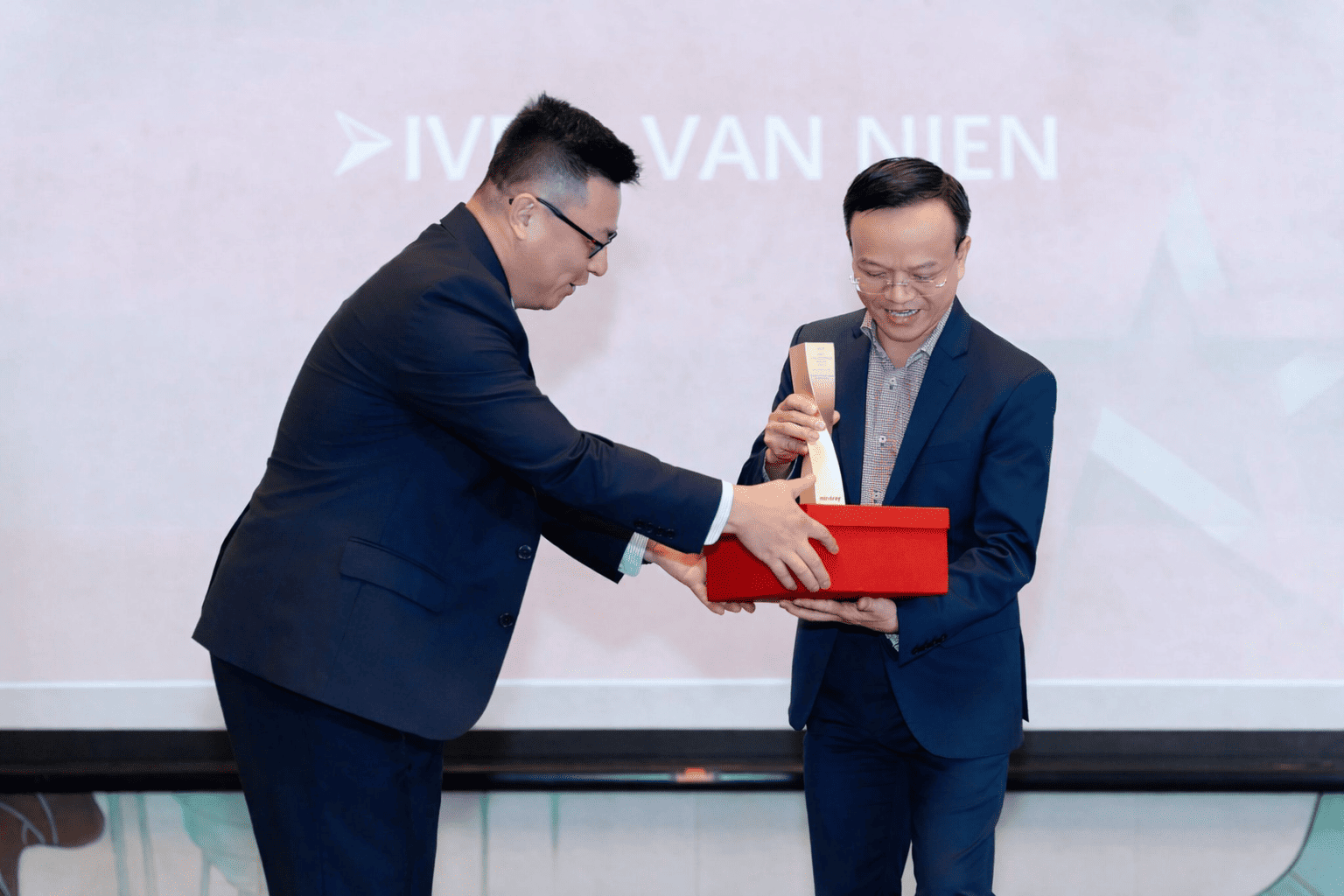 CÔNG TY CỔ PHẦN ĐẦU TƯ QUỐC TẾ MEGA HOLDINGS GROUP