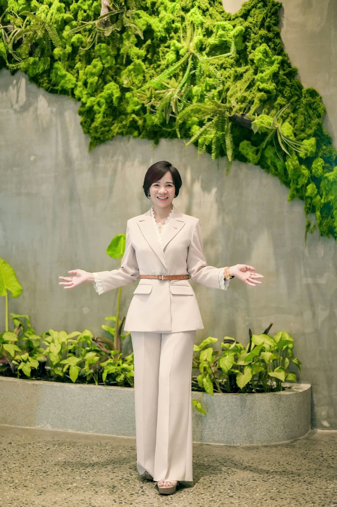 Lê Hương Tailor - Vest cưới và suit may đo