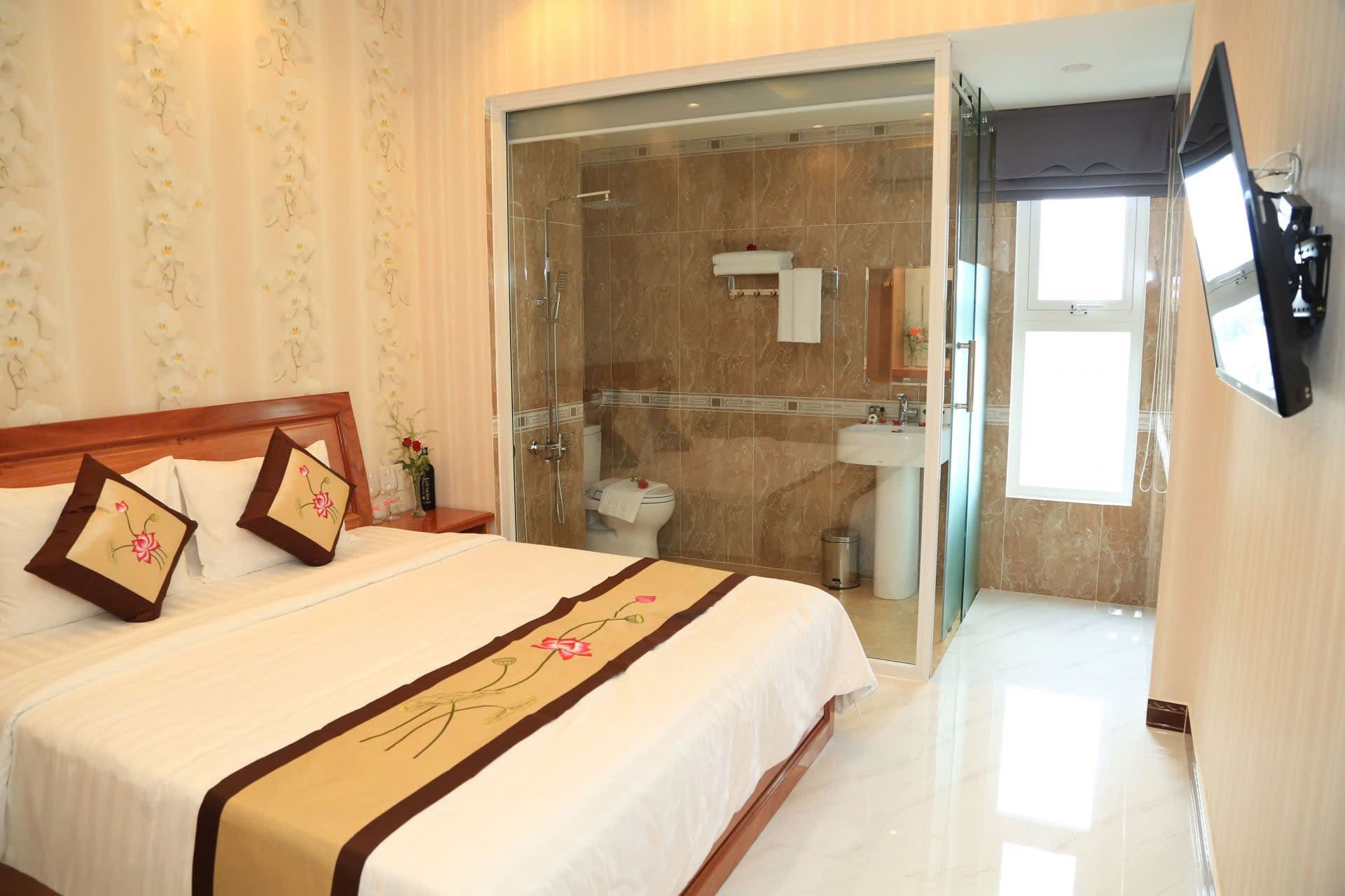 Vạn Kim Long Hotel - Lưu trú tại Sa Đéc