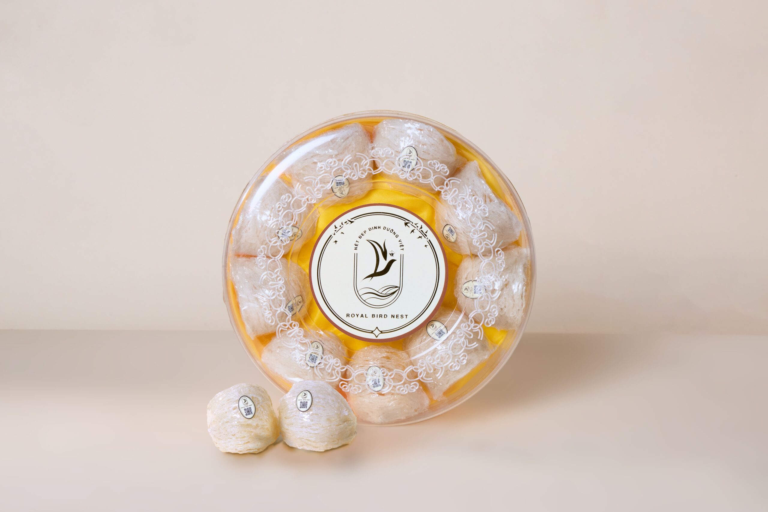 Royal Bird Nest - Yến chưng và tổ yến