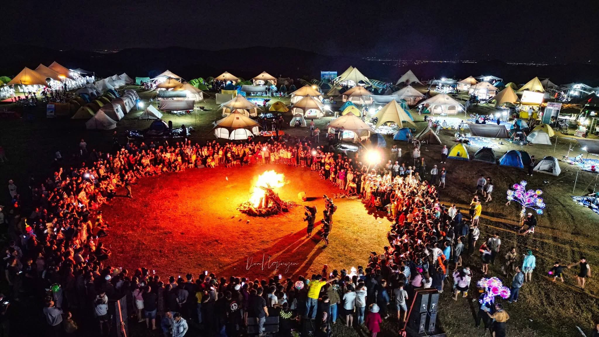 Bùi Hui Camping