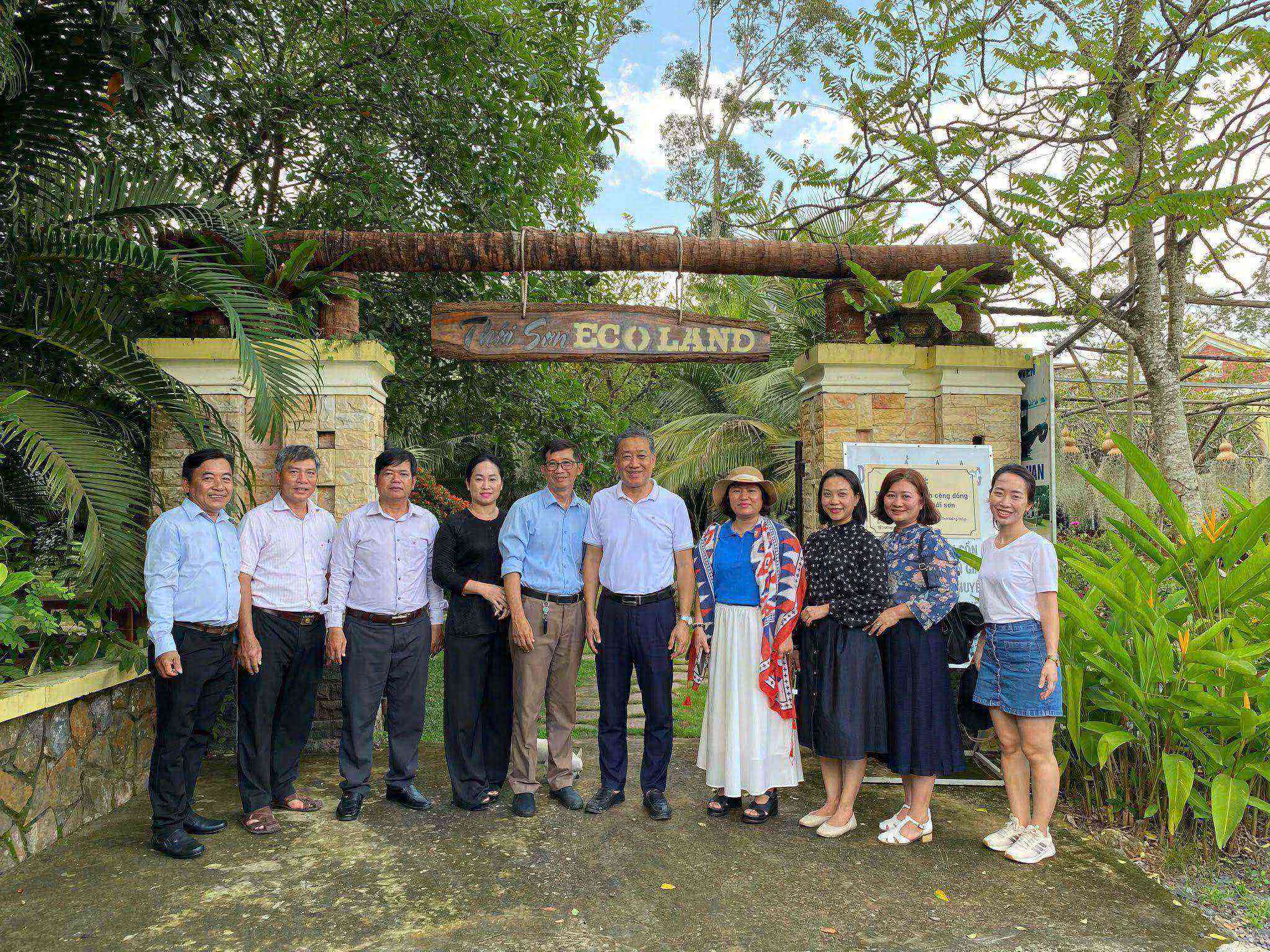 CÔNG TY TNHH MỘT THÀNH VIÊN MEKONG SÔNG TIỀN