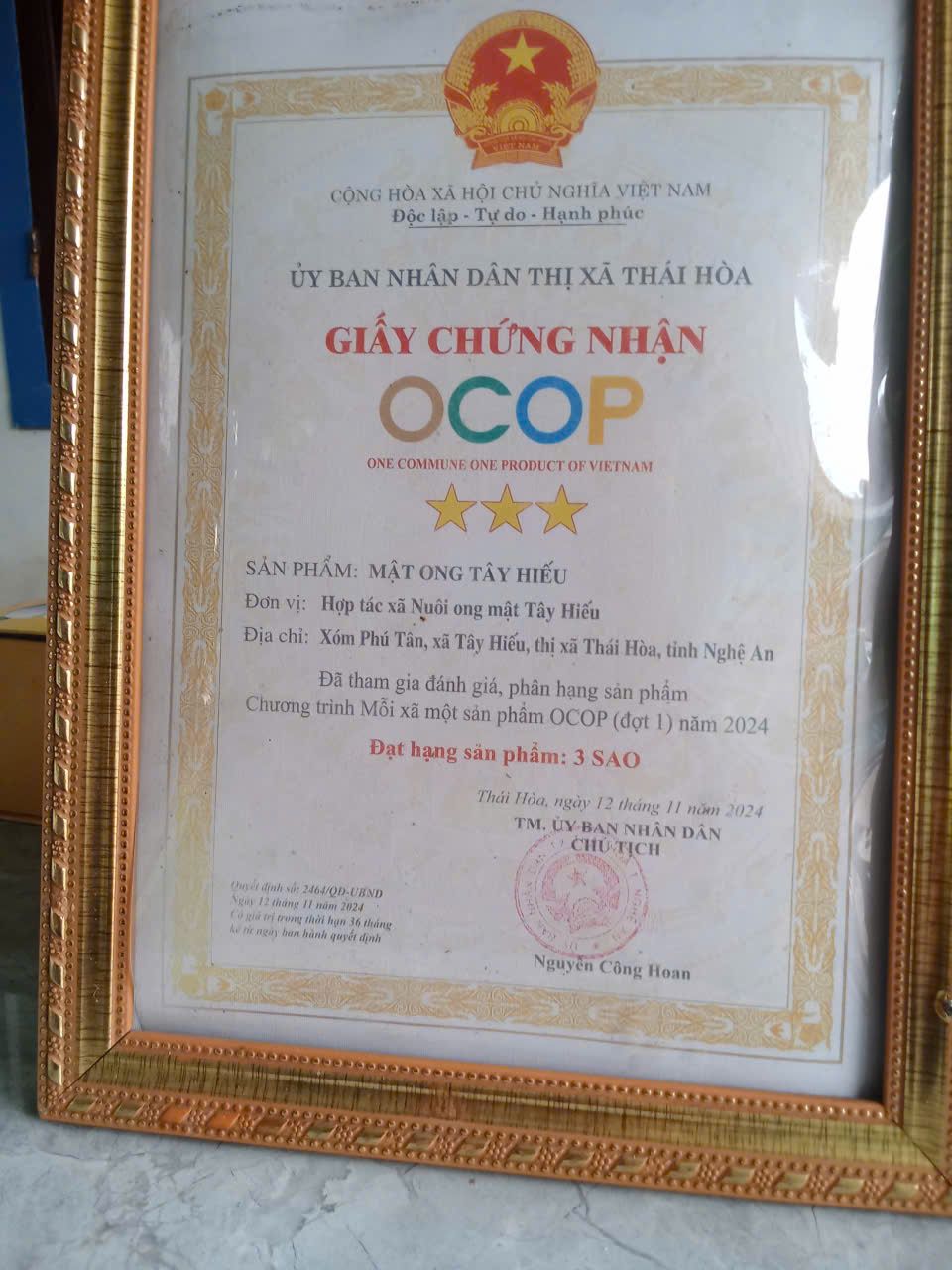 Mật ong Tây Hiếu