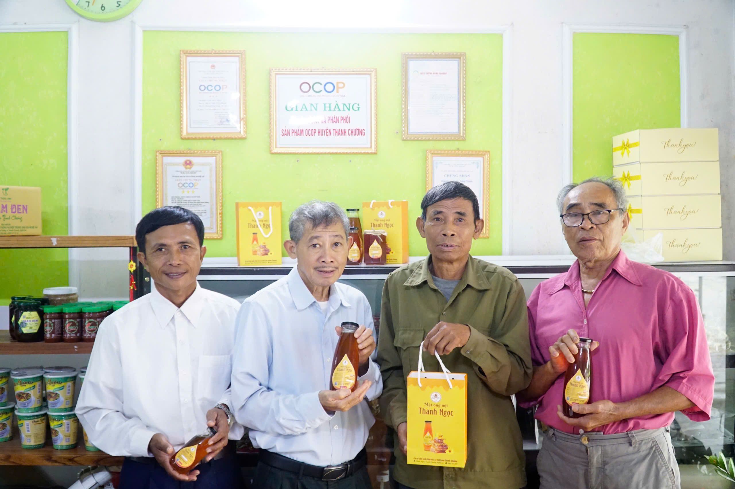Mật Ong Nội Thanh Ngọc