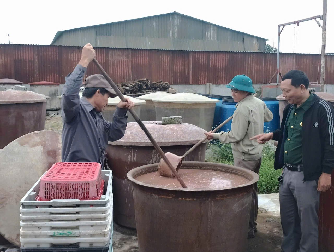NƯỚC MẮM NAM NGHĨA